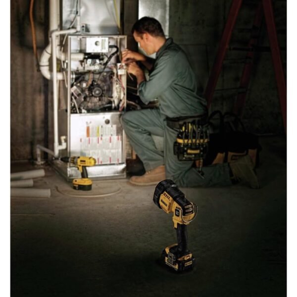 DEWALT DCL043 20V Max Jobsite LED Spotlight Review Power and Brightness Tested DEWALT DCL043 20V Max Jobsite LED Spotlight Review Power and Brightness Tested